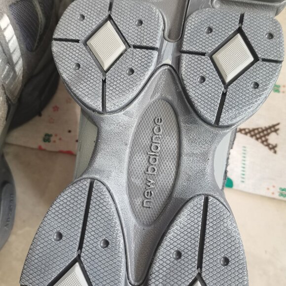 New Balance Shoes - Gray New Balance NB 9060 Sneakers